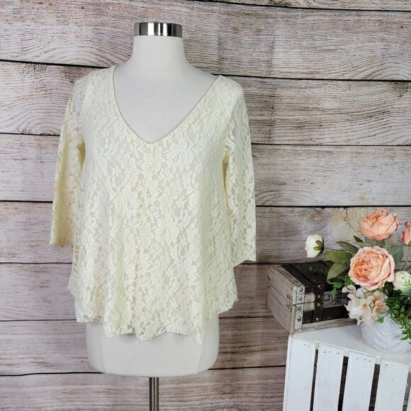 American Eagle Women's Ivory Lace Overlay V Neck Top Size Small - Picture 1 of 6